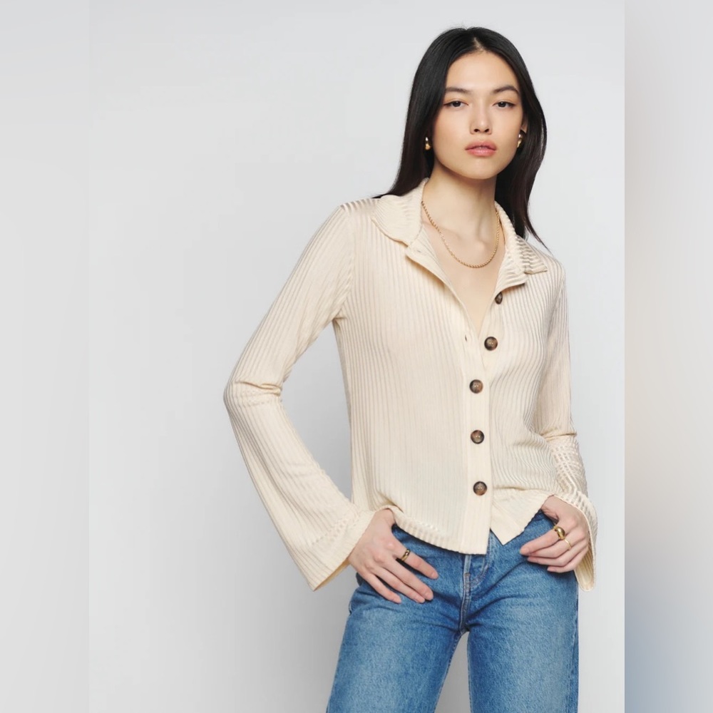 NWT New With Tags, Esmeray Knit Top from Reformation in Ivory (Size L)